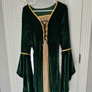 Renaissance dress